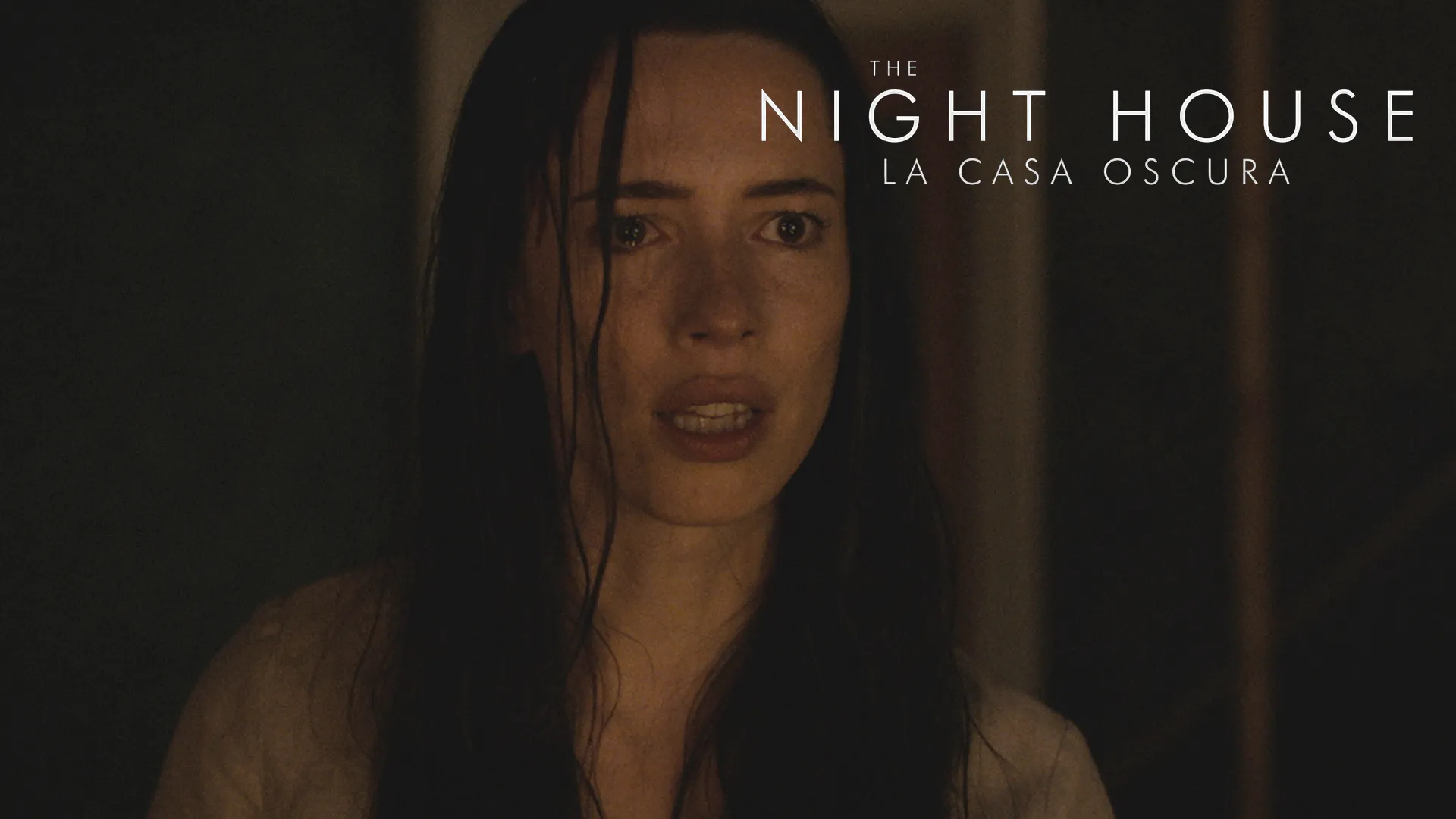 La casa oscura (2021)